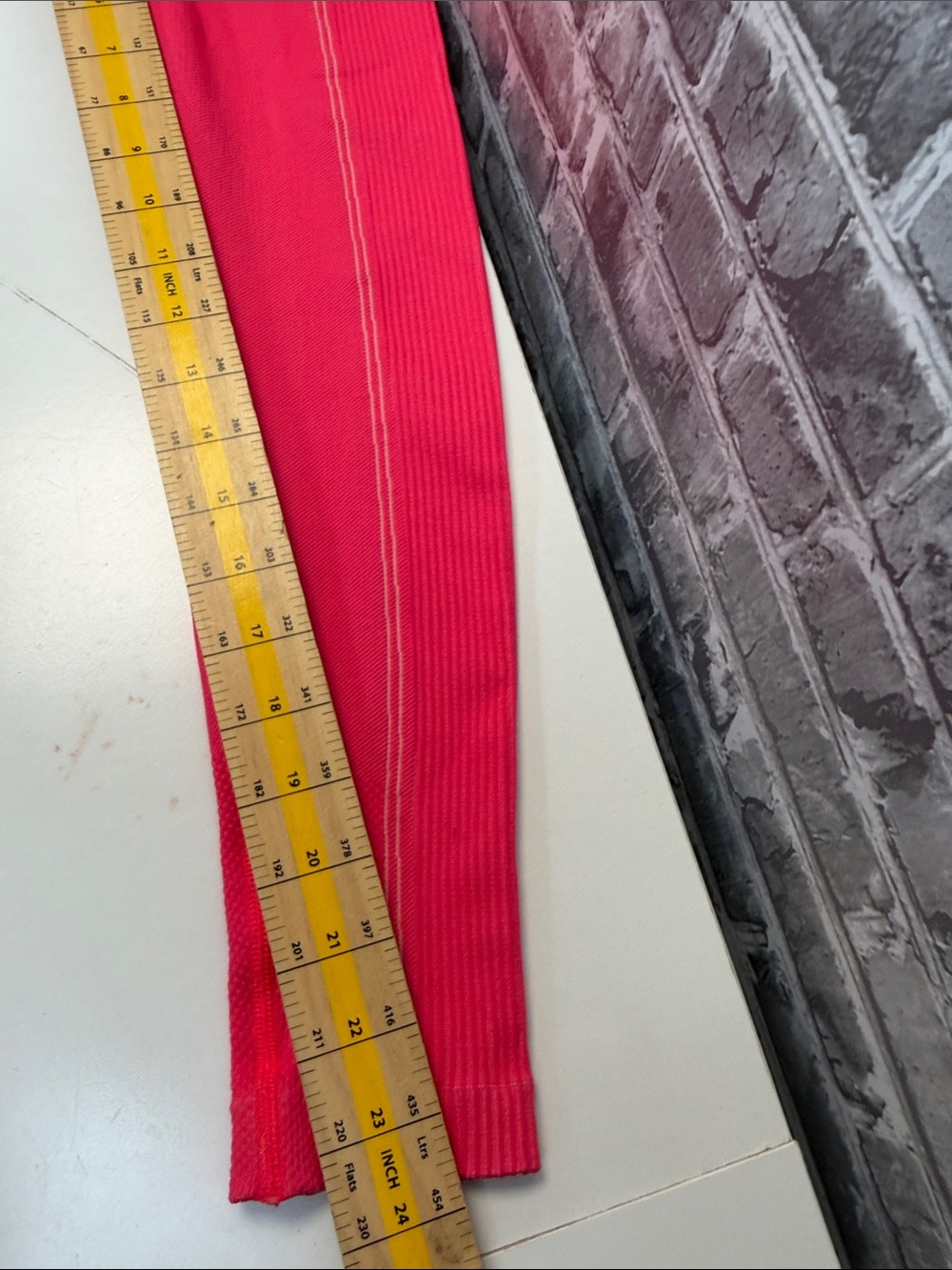 GYMSHARK Pink Seamless Active Leggings - Picture 7 of 8